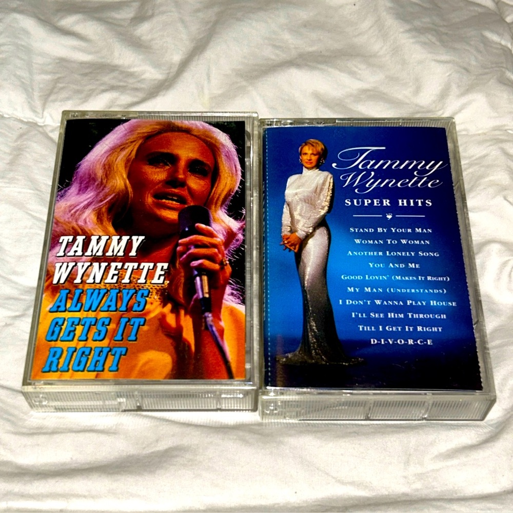 Lot Of 2 Tammy Wynette Cassette Tapes: Always Gets It Right & Super Hits